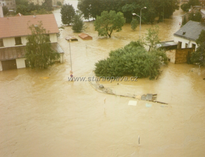 1997 (46).jpg - Povodně 1997 - Ulice na Pastvisku